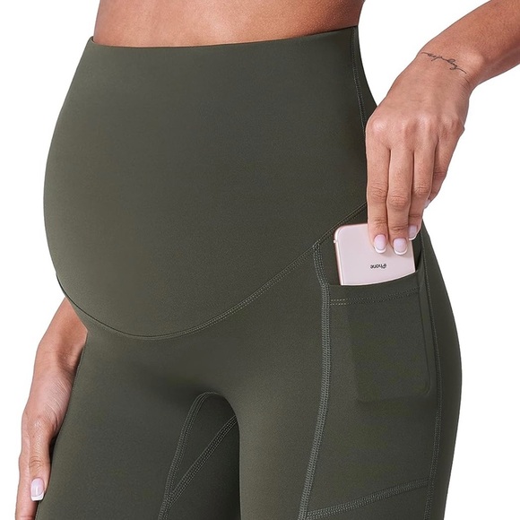 Maternity Workout Pants LOT - 3 pairs! Biker shorts and leggings. - Picture 3 of 10